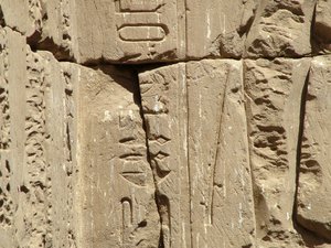 Photo »D05_2146« aus dem Edfu-Projekt.