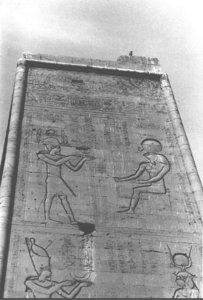 Photo »3748« of the Edfu-Project.