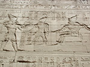 Photo »D03_0284« aus dem Edfu-Projekt.
