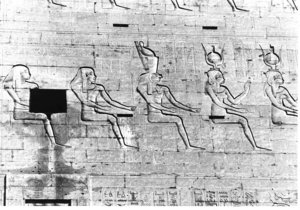 Photo »111« of the Edfu-Project.