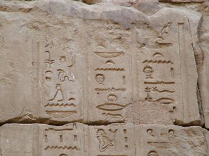 Photo »D05_2602« aus dem Edfu-Projekt.