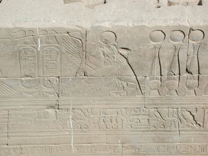 Photo »D03_1070« aus dem Edfu-Projekt.