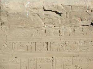 Photo »D03_1092« aus dem Edfu-Projekt.