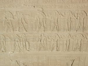 Photo »D03_0680« aus dem Edfu-Projekt.