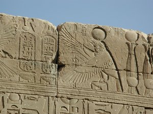 Photo »D03_1010« aus dem Edfu-Projekt.